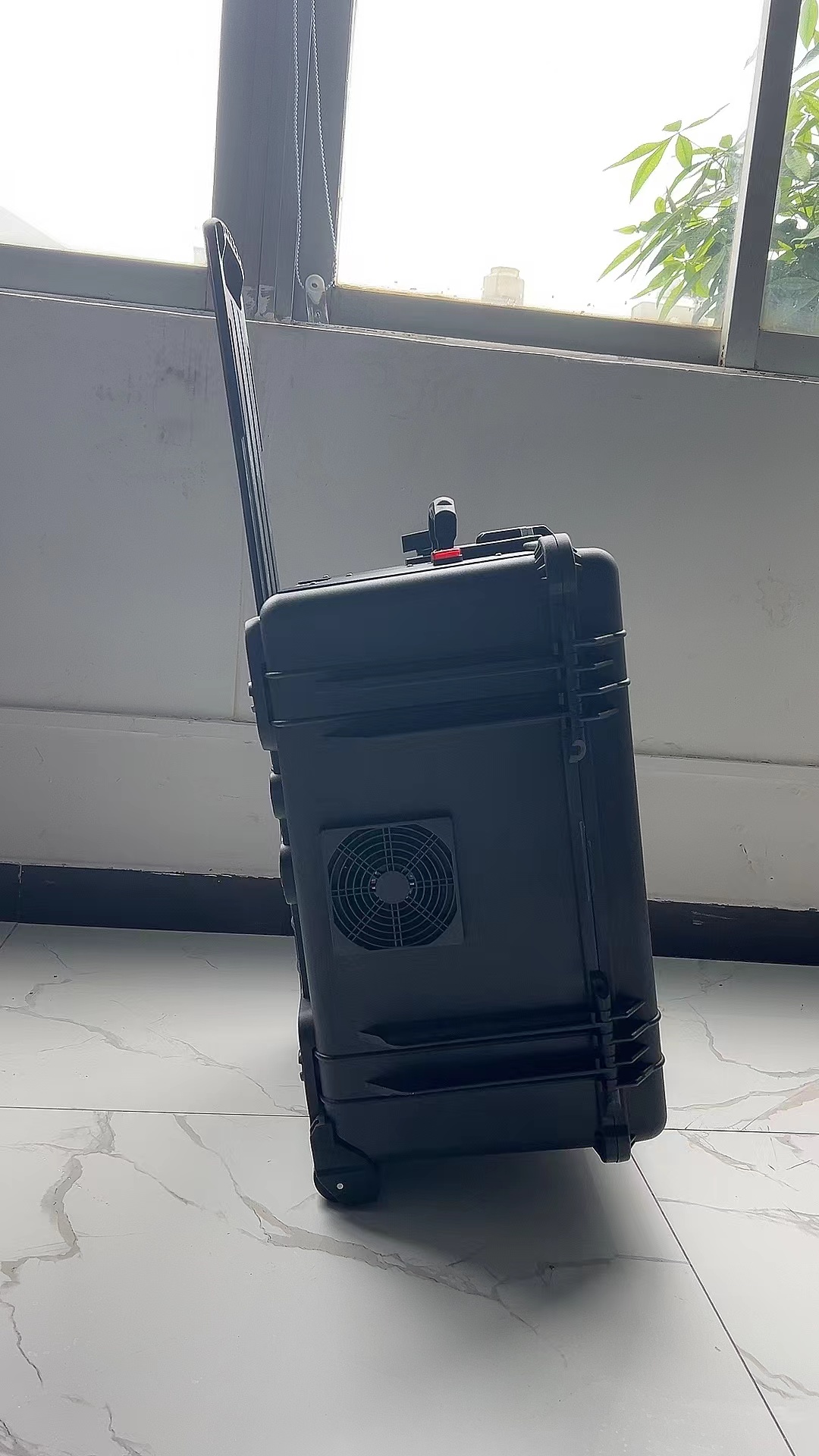 扎兰屯手拉箱型移动通信干扰器